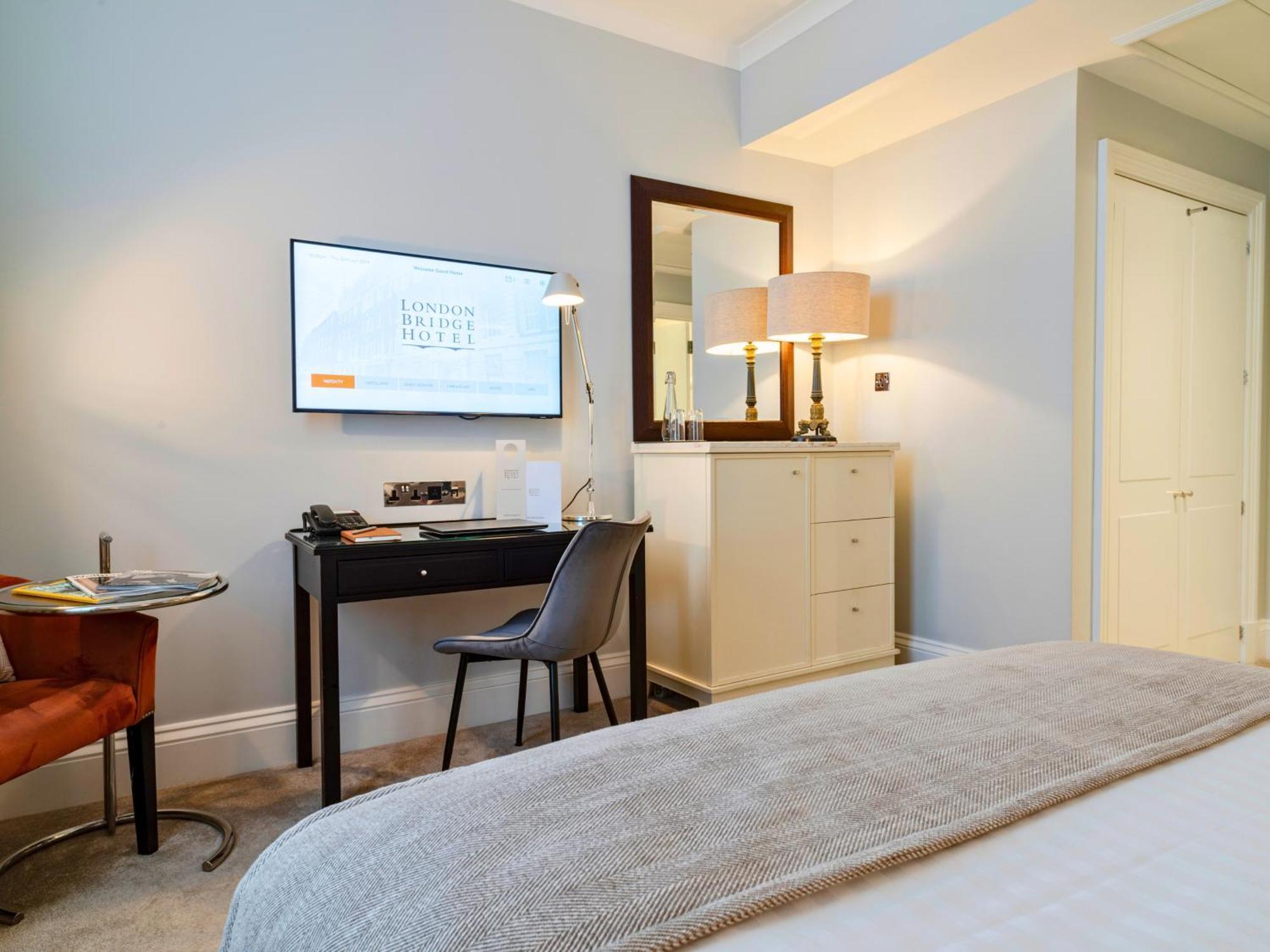 London Bridge Hotel Екстер'єр фото